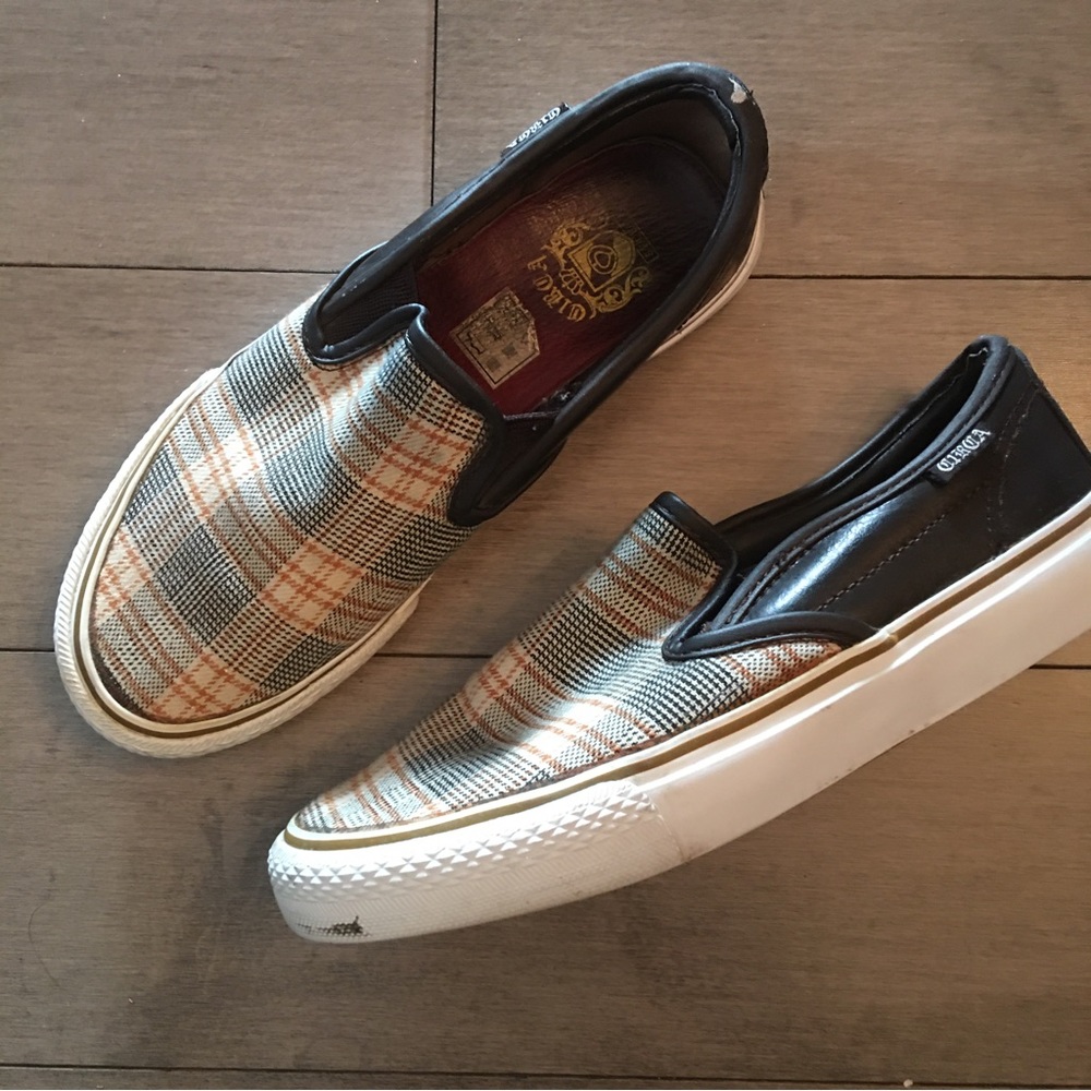 CIRCA VANS STYLED CASUAL PLAID SHOES SIZE 8